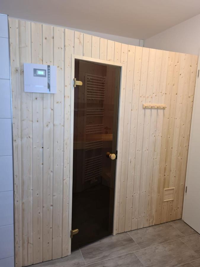 Haus Kuestenbrise - Urlaub Mit Hund An Der Kueste Mit Eigenen Garten, Sauna Und Gemuetlichen Kaminfeuer Schweiburg Dış mekan fotoğraf